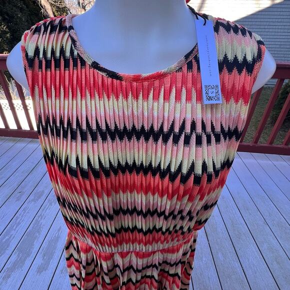 Sanctuary NWT Crochet Mini Dress Pleated Skirt Orange Black Yellow Size Large - Picture 6 of 11